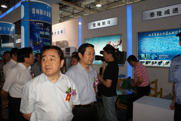 史省長親臨展位 雪梅品牌增光輝-公司參加“江蘇產(chǎn)品萬里行”長沙站活動(dòng)報(bào)道 史省長親臨展位 雪梅品牌增光輝-公司參加“江蘇產(chǎn)品萬里行”長沙站活動(dòng)報(bào)道